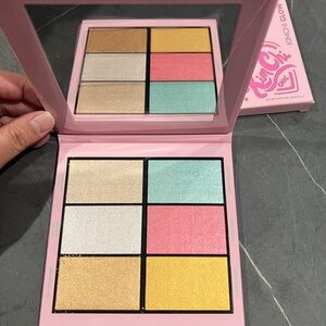 Kim Chi Drama Queen Highlighter Palette New